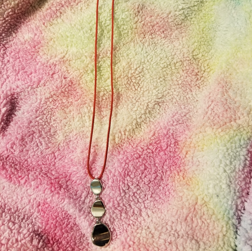 3/$7 long red w/ silver 3 piece pendant necklace